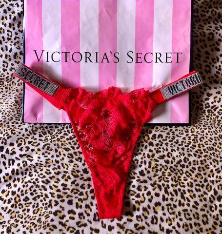 Tanga Victoria's Secret rosa fúcsia em segunda mão durante 13 EUR em  Viladecans na WALLAPOP