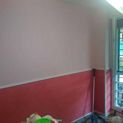 Desmontar un radiador para pintar o empapelar la pared