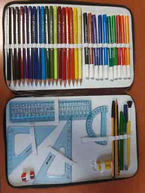 Estuche escolar Otros de mano | Milanuncios