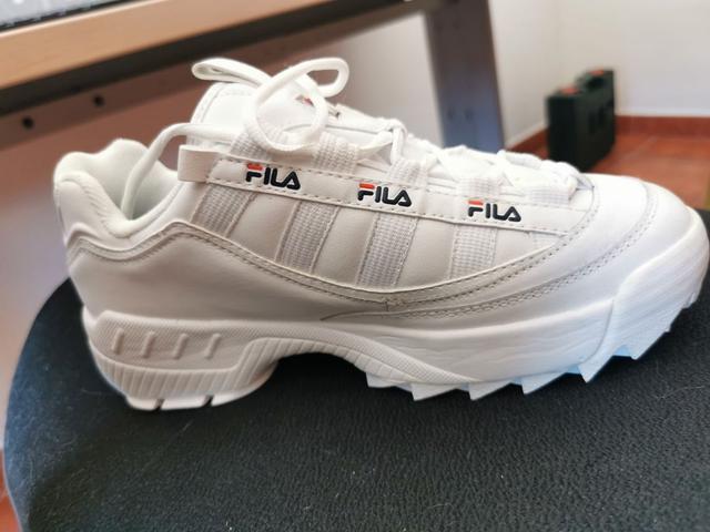 Tenis fila cheap suela gruesa