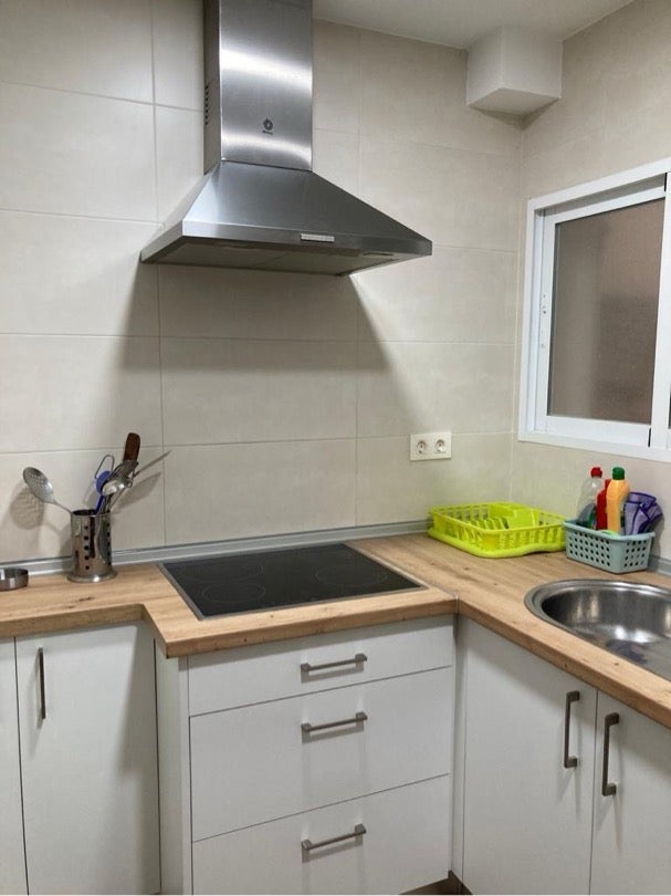 Fotografía del inmueble reportado: 290 €/mes — Granada, Granada