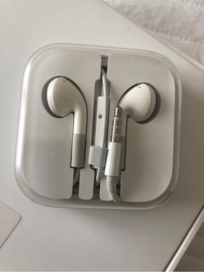 El Corte Inglés tiene en oferta los AirPods de Apple que uso hace años y  que no cambio por ningunos otros auriculares Bluetooth