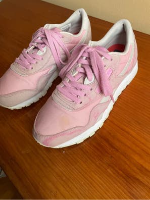 Zapatillas de mujer segunda mano baratas en Gijón | Milanuncios