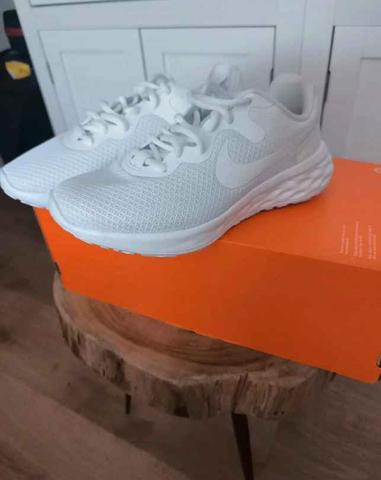 Milanuncios Nike revolution w talla 37