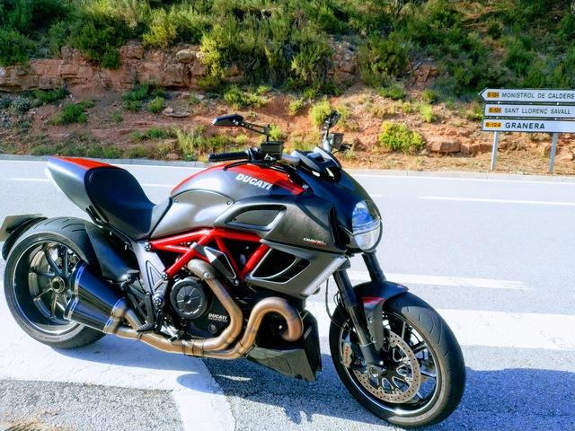 Milanuncios - Ducati - Diavel Red Carbon 1200