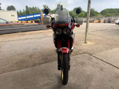 Honda - AFRICA TWIN 750