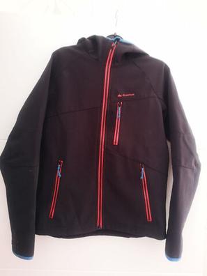 Chaqueta tipo neopreno hombre de segunda mano por 20 EUR en Madrid