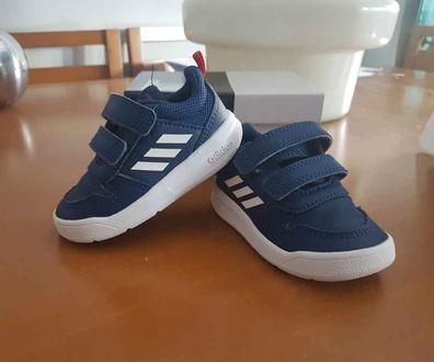 Pensamiento Compositor centavo Zapatillas adidas bebe Moda y complementos de segunda mano barata |  Milanuncios