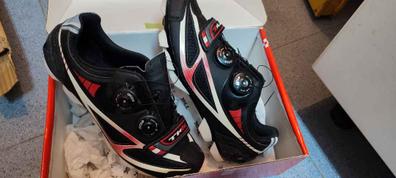 Giro - Zapatillas de ciclismo para mujer BLACK / RED 40: .es: Zapatos  y complementos