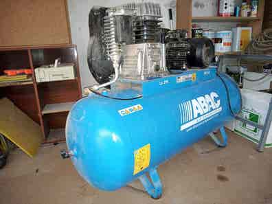 Compresor aire 5cv Maquinaria de segunda y ocasión