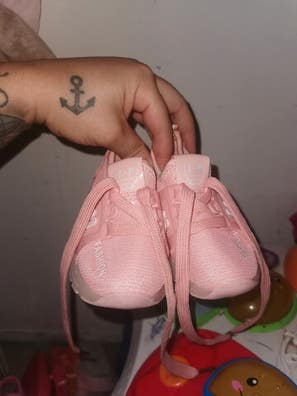 Ropa y zapatos. Anuncios para comprar y vender de segunda mano |