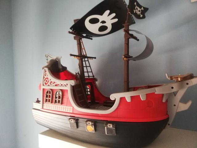 Barco pirata best sale playmobil clásico