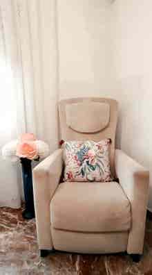 Sofás, sillones y sillas de mano en Rota | Milanuncios