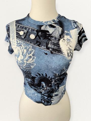 Camiseta con estampado de dragon bershka hotsell