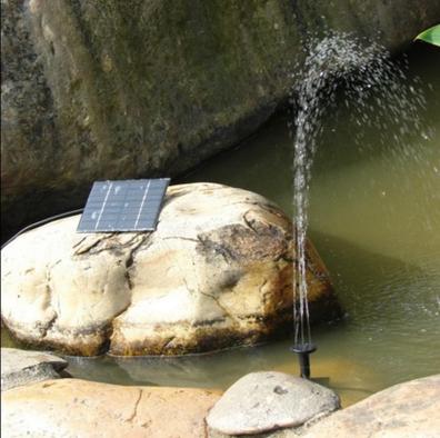 Comprar Bomba de fuente solar de 10 W con panel solar grande, 3 boquillas  máx.. Altura del agua 100 cm para peces de baño para pájaros