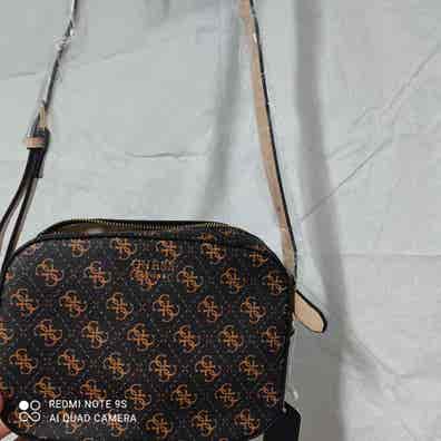 guess Bolsos de segunda mano baratos en Madrid | Milanuncios