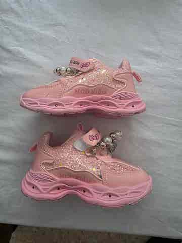 Milanuncios Zapatillas de niña con luces, 26