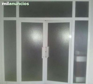 Puerta vaiven inyectada semiaislada refrigeracion