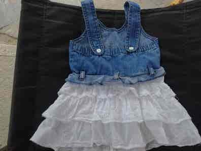 Vestidos para bebé niña de segunda mano en Chiclana de la Frontera
