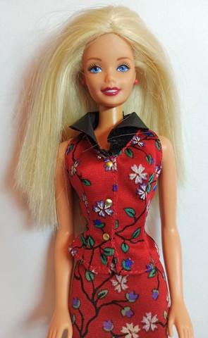 Milanuncios Muñeca Barbie Nº153 Style Red Floral 90s