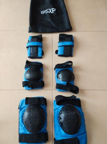 Milanuncios - vendo protecciones patines azul para ado