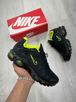 Air max best sale negras de cuero