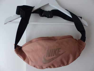 Bandolera nike Moda de segunda mano barata Milanuncios