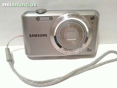 CAMARA DIGITAL SAMSUNG PANTALLA GIRATORIA MV800