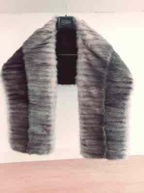 Estola Moda y complementos de segunda mano | Milanuncios