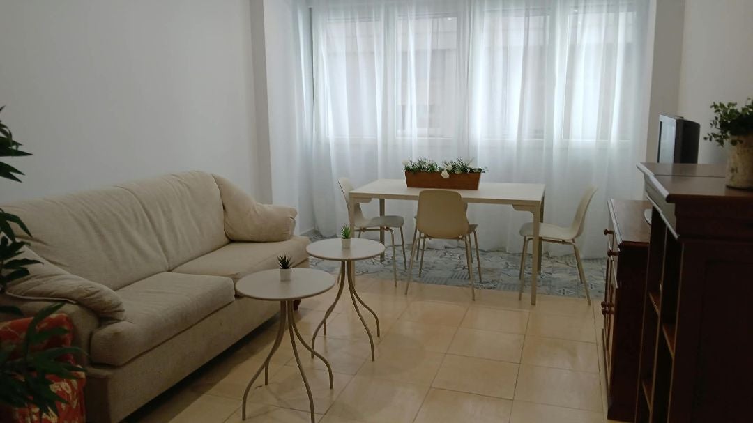 Fotografía del inmueble reportado: 900 €/mes — Granada, Granada
